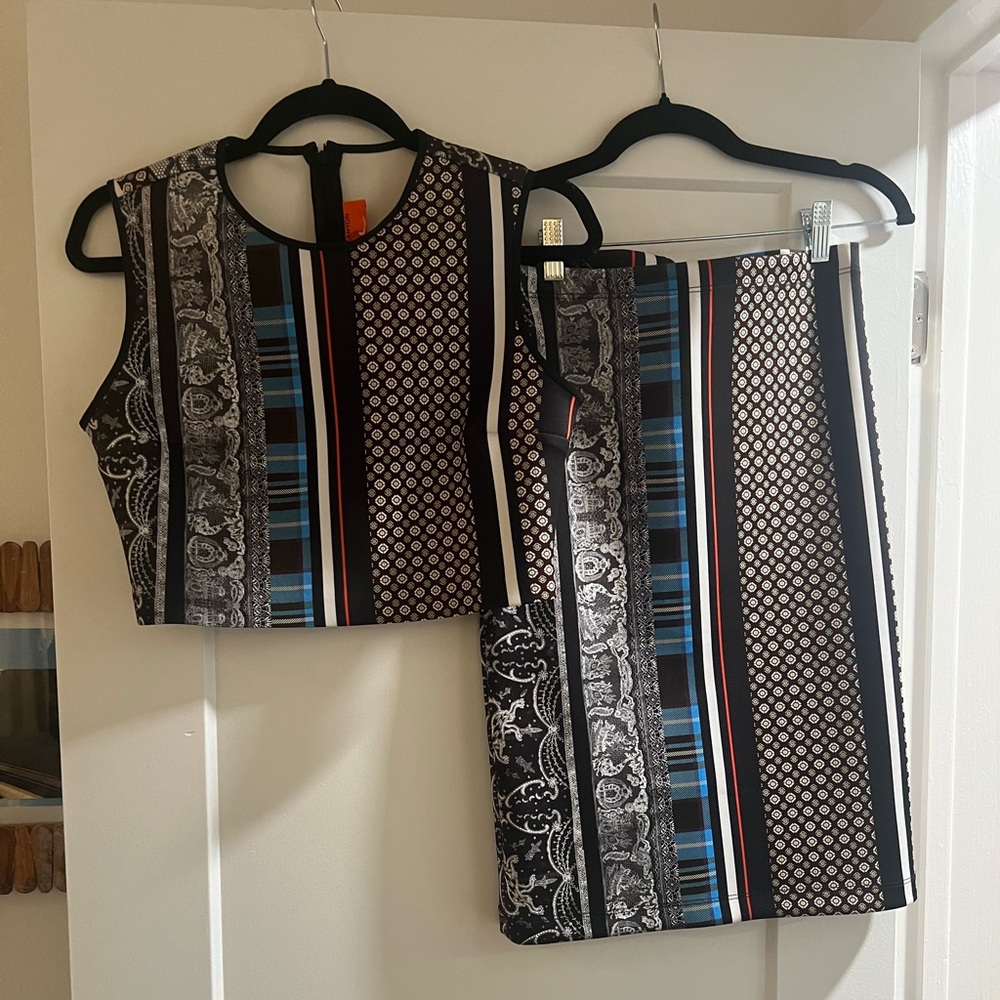 Clover Canyon skirt (medium) and crop (large) set - Picture 3 of 4